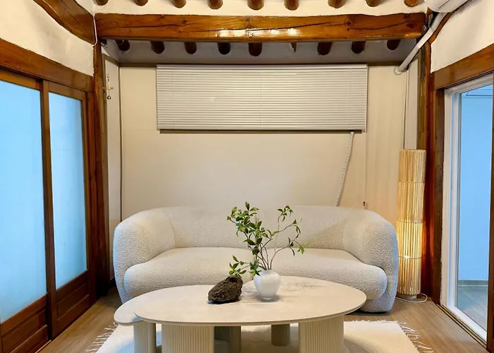 Free Parking 3br Private Hanok Autumn Vibe 서울 야경 명소 낙산공원 셀프체크인 Apartment Seoul